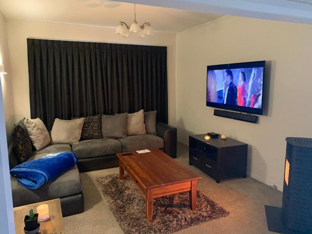 Quiet Home With Modern Touch Дьюндин Экстерьер фото